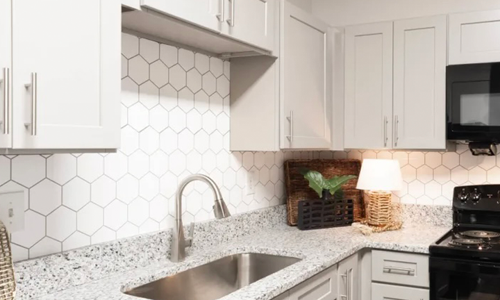 Case Study: Six3Tile & Fogelman – Elevating Multifamily Renovations Nationwide