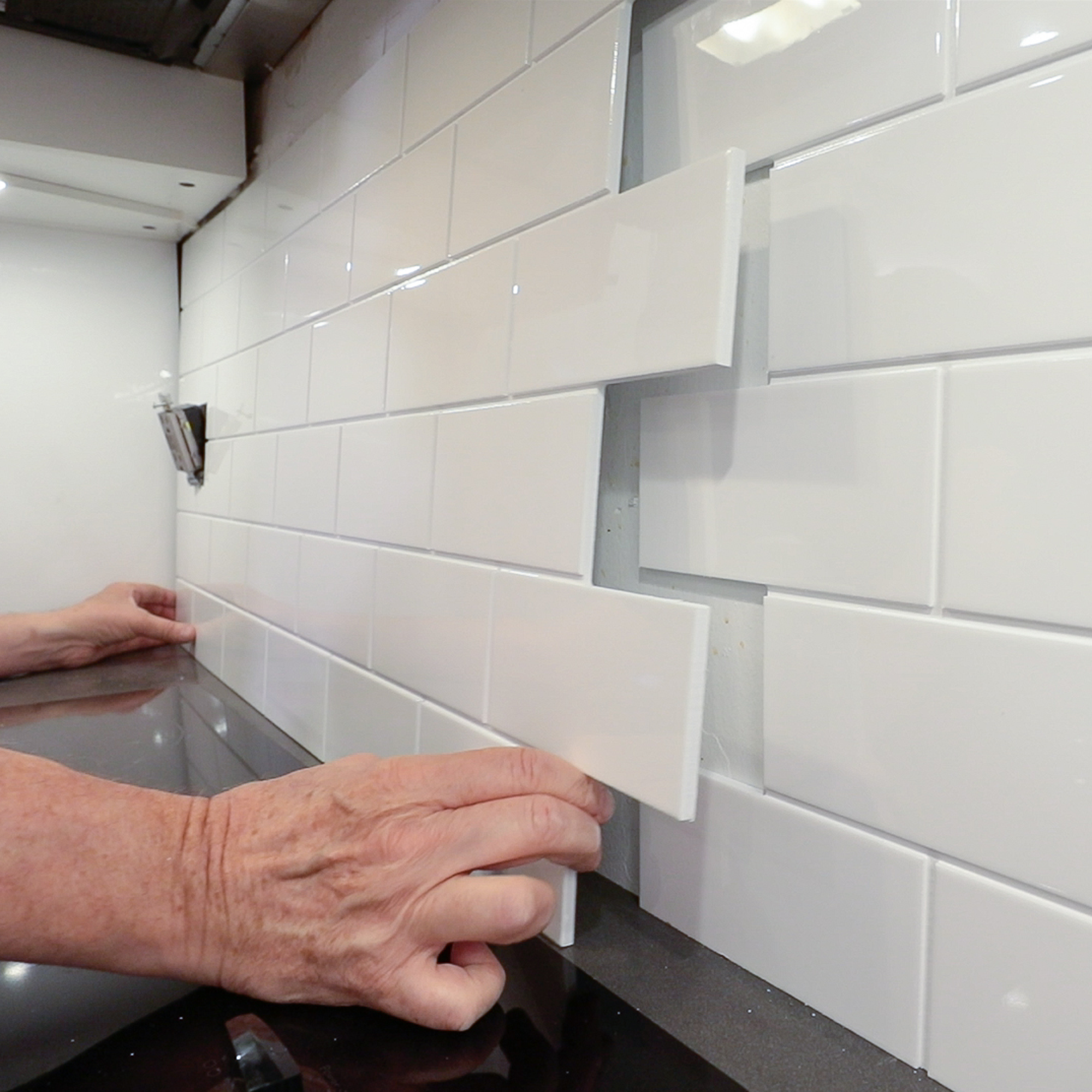 2"x4" Offset Backsplash
